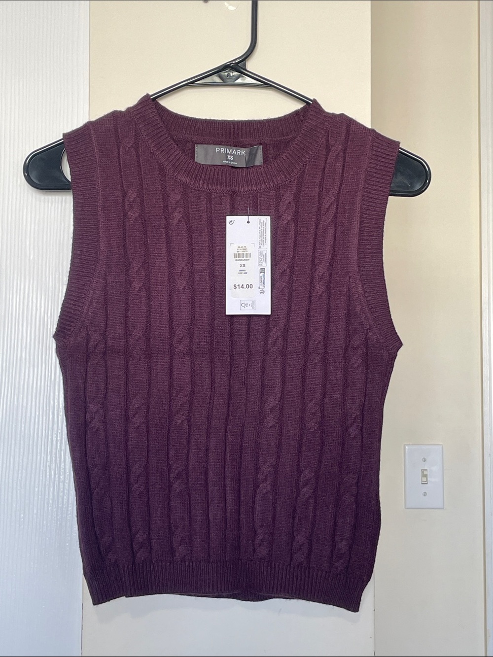 Primark Plum Cable-Knit Sleeveless Crew Neck Sweater Vest